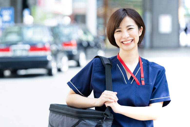 訪問看護師になるにはどうすればいい？　資格は必要？