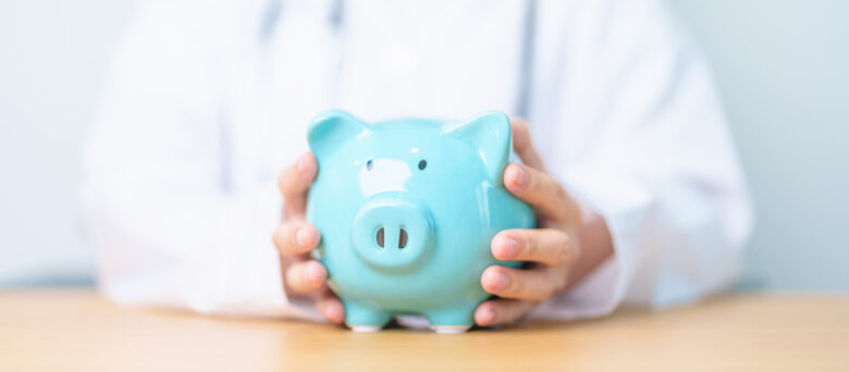看護師の退職金の相場は？　勤続年数や職場による違いは？　もらえない場合もある？