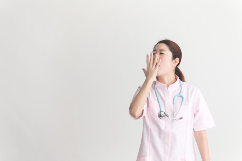 勤務中の眠気や疲労感を撃退！　看護師におすすめの「頭がスッキリする方法」