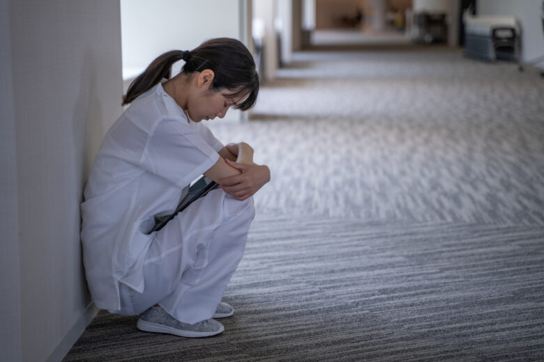 看護師に聞いた「看護実習でつらかったこと」