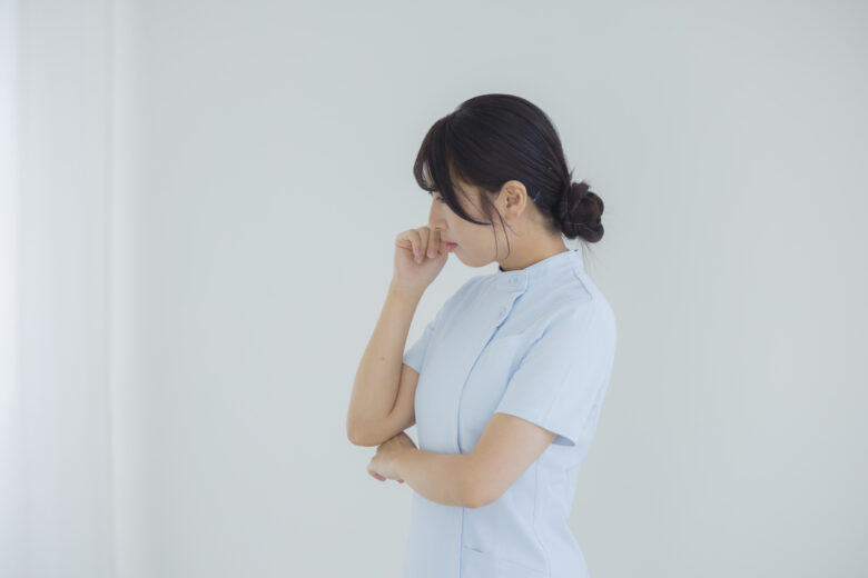 看護師の仕事中の生理対策とは？実態アンケート結果を紹介