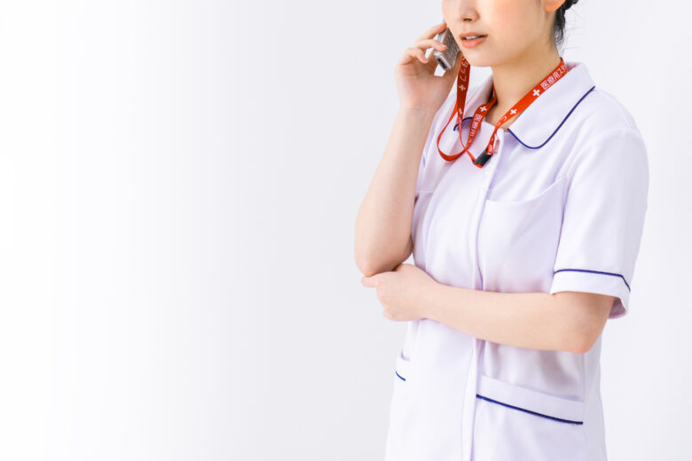 看護師に聞いた「電話対応のコツ」とは？苦手な人でも慣れる習慣も紹介